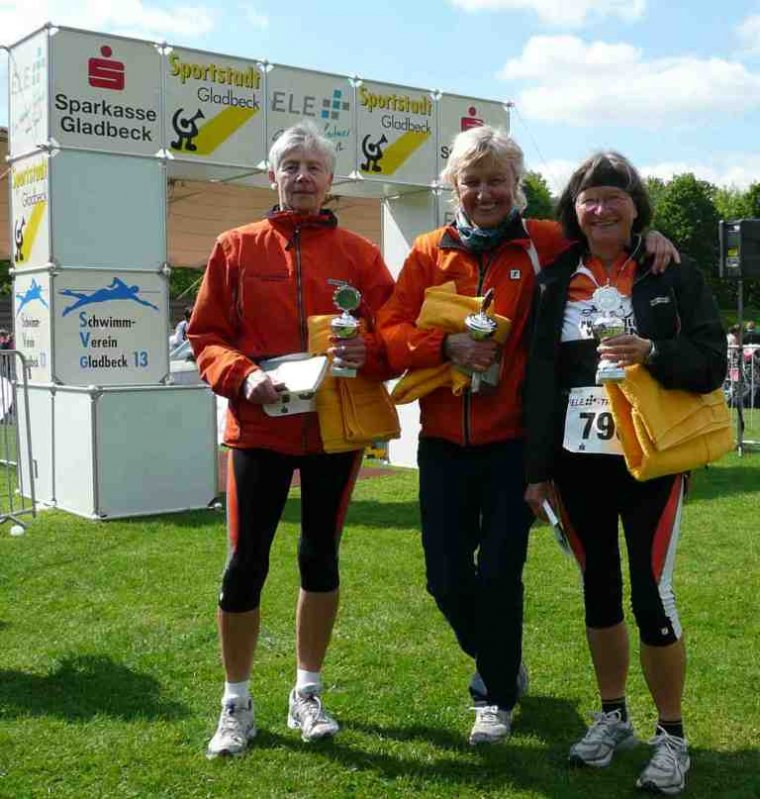 Monika mit Heike und Ingelore
